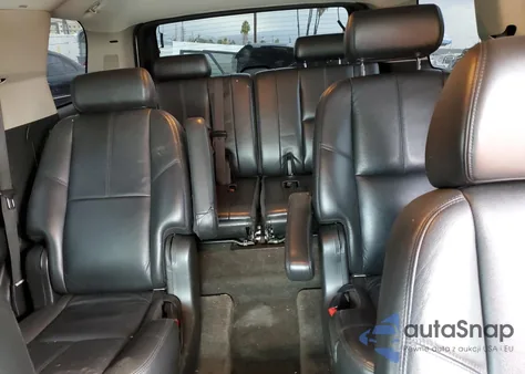 2008 Chevrolet Tahoe C1500 z USA, uszkodzony, nr VIN 1GNFC13J18J229974